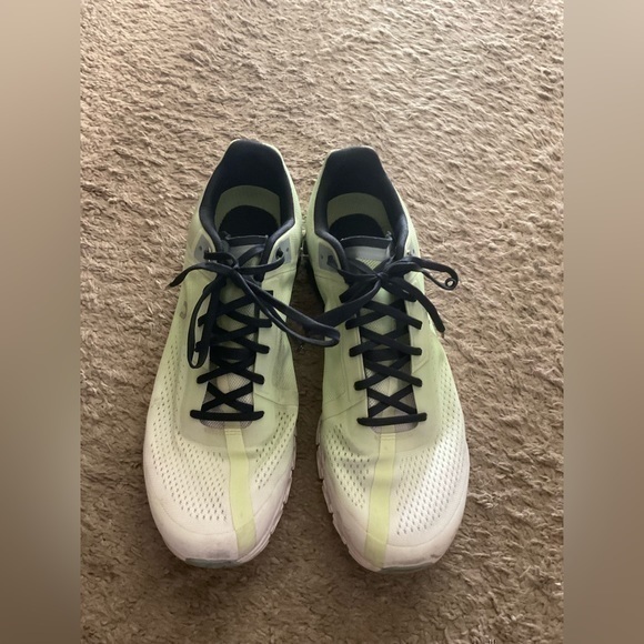 On CLOUDFLOW 3.0 Meadow WHITE Running Shoes Men's  size 11.5 - Picture 1 of 7